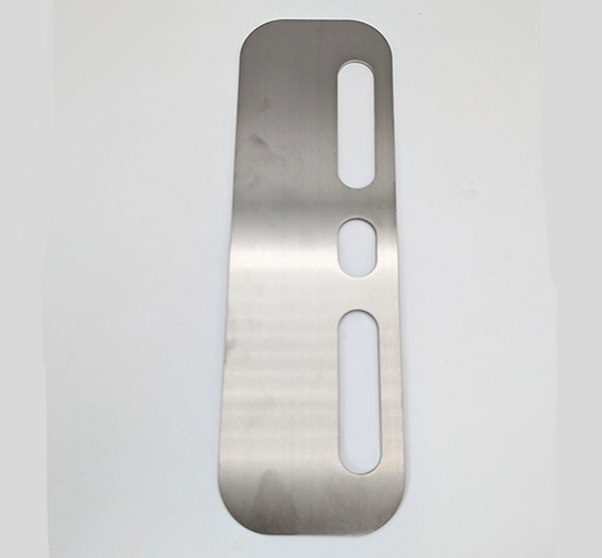 3mm stainless steel cover plate, Use with Slimline Multi on outward opening doors. 334mm x 105mm.